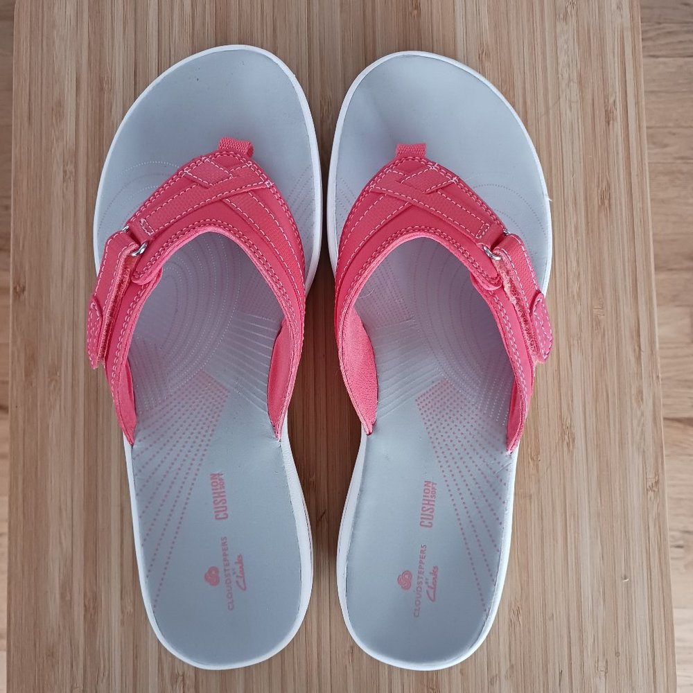 Clarks Cloudsteppers Sandals Sz 9